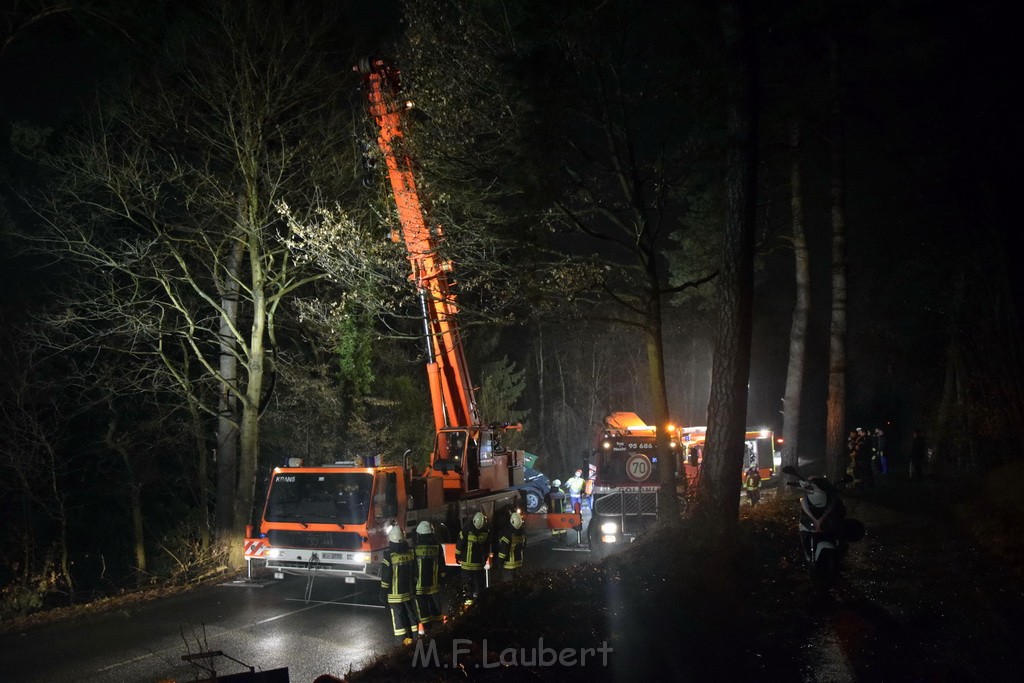 Container LKW umgestuerzt Koeln Brueck Bruecker- Dellbruecker Mauspfad P418.JPG - Miklos Laubert